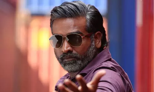 ‘ആരാണ് ഹിന്ദി ഭാഷയെ എതിർത്തത്​?, നിങ്ങളുടെ ചോദ്യം തെറ്റും അപ്രസക്തവുമാണ്’; മാധ്യമപ്രവർത്തകന്റെ വായടപ്പിച്ച് വിജയ് സേതുപതി