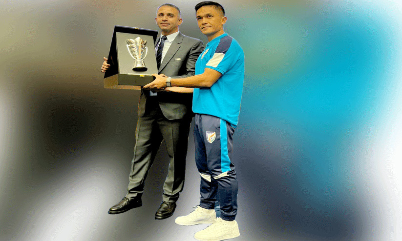 ക​ളി​യി​ലും ഗോ​ള​ടി​യി​ലും ടൂ​ർ​ണ​മെൻറി​ന്റെ വ​ല്യേ​ട്ട​നാ​യി സു​നി​ൽ ഛേത്രി