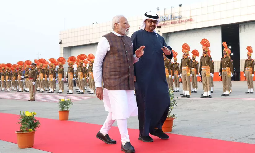 വൈബ്രന്റ് ഗുജറാത്ത്: ശൈഖ് മുഹമ്മദിന് അഹമ്മദാബാദിൽ ഊഷ്മള സ്വീകരണം വൈബ്രന്റ് ഗുജറാത്ത്: ശൈഖ് മുഹമ്മദിന് അഹമ്മദാബാദിൽ ഊഷ്മള സ്വീകരണം