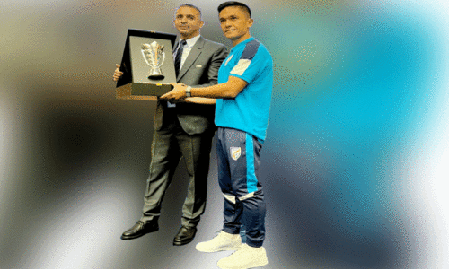 ക​ളി​യി​ലും ഗോ​ള​ടി​യി​ലും ടൂ​ർ​ണ​മെൻറി​ന്റെ വ​ല്യേ​ട്ട​നാ​യി സു​നി​ൽ ഛേത്രി