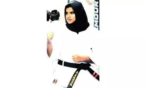 ആ​യി​ഷ നൗ​ഷാ​ദ്