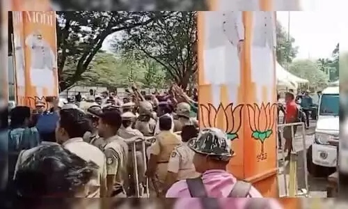 cow dung protest at thrissur