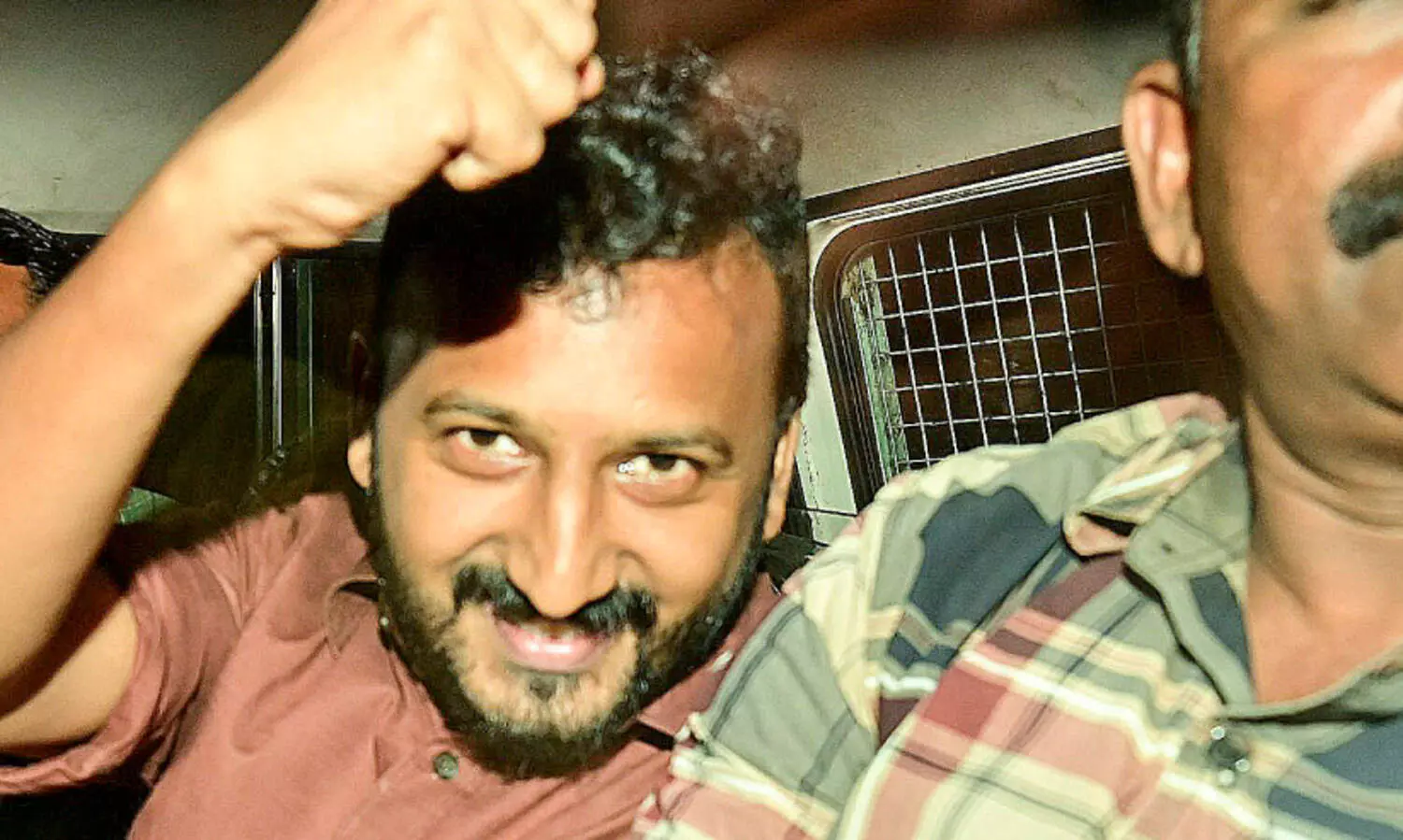 രാഹുൽ ജാമ്യാപേക്ഷ നൽകി;മെഡിക്കൽ സർട്ടിഫിക്കറ്റിൽ പോര്