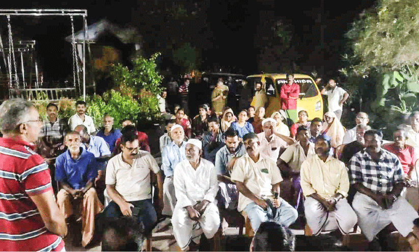 കഞ്ഞിപ്പുര-മൂടാൽ ബൈപാസ് നിർമാണം; മഴയിലും വെയിലിലും ദുരിതംതന്നെ കഞ്ഞിപ്പുര-മൂടാൽ ബൈപാസ് നിർമാണം; മഴയിലും വെയിലിലും ദുരിതംതന്നെ