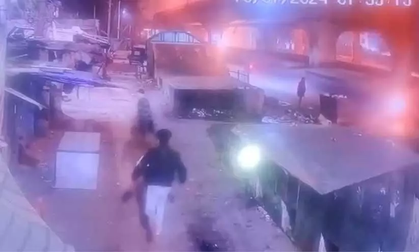 Delhi Youth Dragged & Brutally Stabbed To Death Delhi Youth Dragged & Brutally Stabbed To Death