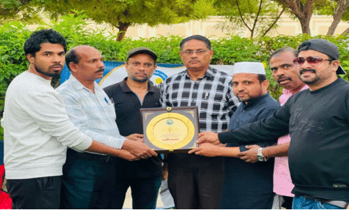 യാ​ത്ര​യ​യ​പ്പ് ന​ൽ​കി