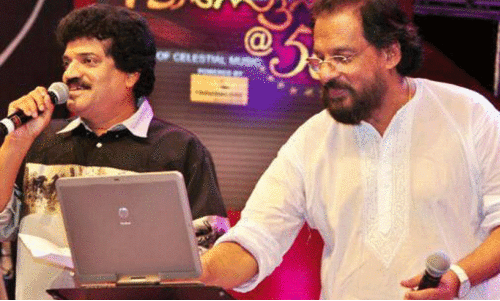 kj yesudas with mg sreekumar