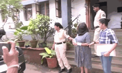 യു​വ​തി​യെ കു​ടു​ക്കി​യ​ത് ഗോ​വ പൊ​ലീ​സി​ന്റെ ച​ടു​ല​നീ​ക്കം