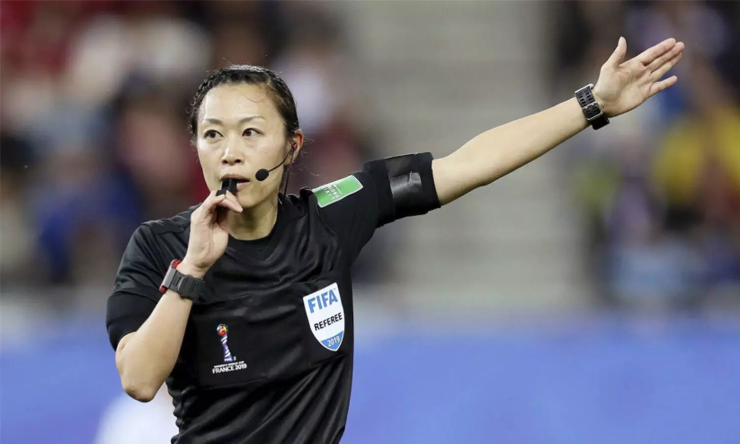 ദോഹയിൽ വിസിലൂതാൻ പെണ്ണുങ്ങൾ;​ ഇന്ത്യ-ആസ്ട്രേലിയ മത്സരം യോഷിമി നിയന്ത്രിക്കും