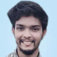 ബ​സ് ബൈ​ക്കി​ലി​ടി​ച്ച്പ ​രി​ക്കേ​റ്റ യു​വാ​വ് മ​രി​ച്ചു