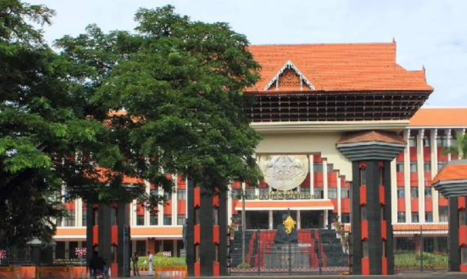 തൈപ്പൊങ്കൽ; തിങ്കളാഴ്ച ആറ് ജില്ലകൾക്ക് അവധി