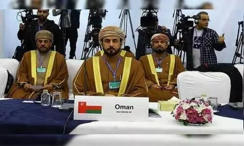 ഇറാനിലെ തെഹ്റാനിൽ നടന്ന യോഗത്തിൽ ഒമാൻ പ്രതിനിധികൾ ഇറാനിലെ തെഹ്റാനിൽ നടന്ന യോഗത്തിൽ ഒമാൻ പ്രതിനിധികൾ
