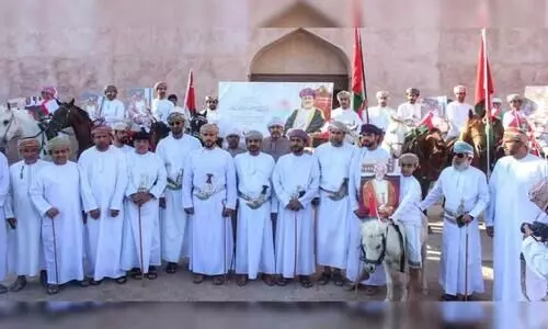 സു​ൽ​ത്താ​ൻ ഹൈ​തം ബി​ൻ താ​രി​ഖി​ന്‍റെ സ്ഥാ​നാ​രോ​ഹ​ണ ദി​നാ​ച​ര​ണ​ത്തി​ന്‍റെ ഭാ​ഗ​മാ​യി   സു​വൈ​ഖ്​ വി​ലാ​യ​ത്തി​ൽ ന​ട​ന്ന ആ​ഘോ​ഷ പ​രി​പാ​ടി