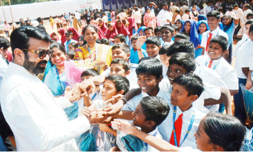 എ​ൻ.​എ. ഹാ​രി​സ് എം.​എ​ൽ.​എ