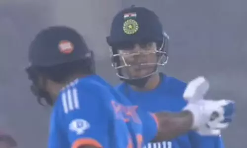 റണ്ണൗട്ടിൽ ഗില്ലിനോട് പൊട്ടിത്തെറിച്ച് രോഹിത്; മടങ്ങിവരവിൽ നായകന് നിരാശ