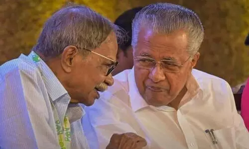 എം.ടി. പറഞ്ഞത് വാസ്തവം, അഭിമാനത്തോടെയാണ് ഞാൻ കേട്ടുകൊണ്ടിരുന്നത് -അശോകൻ ചരുവിൽ