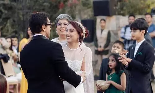 Aamir Khan, ex-wife Reena Dutta share an adorable moment with daughter Ira Khan at her wedding, watch