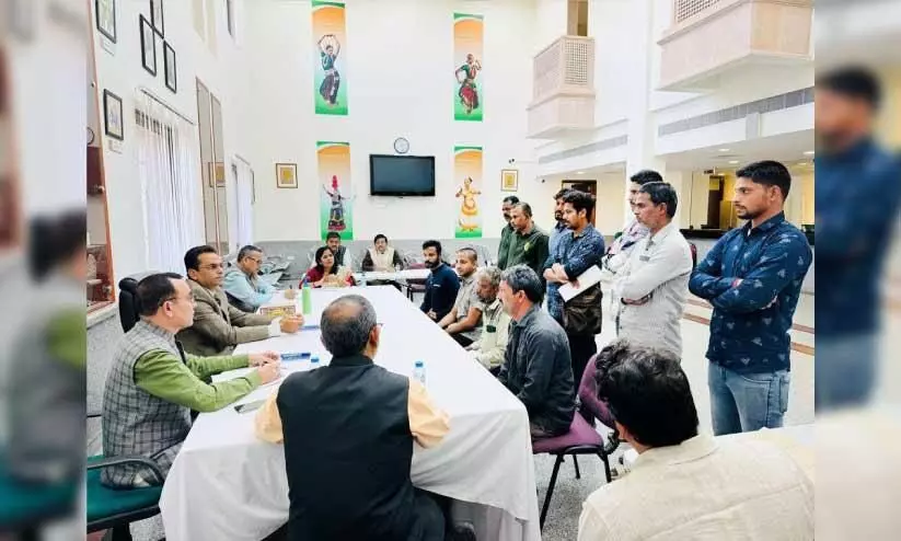 മസ്കത്ത് ഇന്ത്യൻ എംബസി ഹാളിൽ നടന്ന ഓപൺ ഹൗസ് മസ്കത്ത് ഇന്ത്യൻ എംബസി ഹാളിൽ നടന്ന ഓപൺ ഹൗസ്