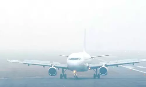 ഡൽഹിയിൽ കനത്ത മൂടൽമഞ്ഞും അതിശൈത്യവും; വിമാനസർവീസുകൾ താളംതെറ്റി