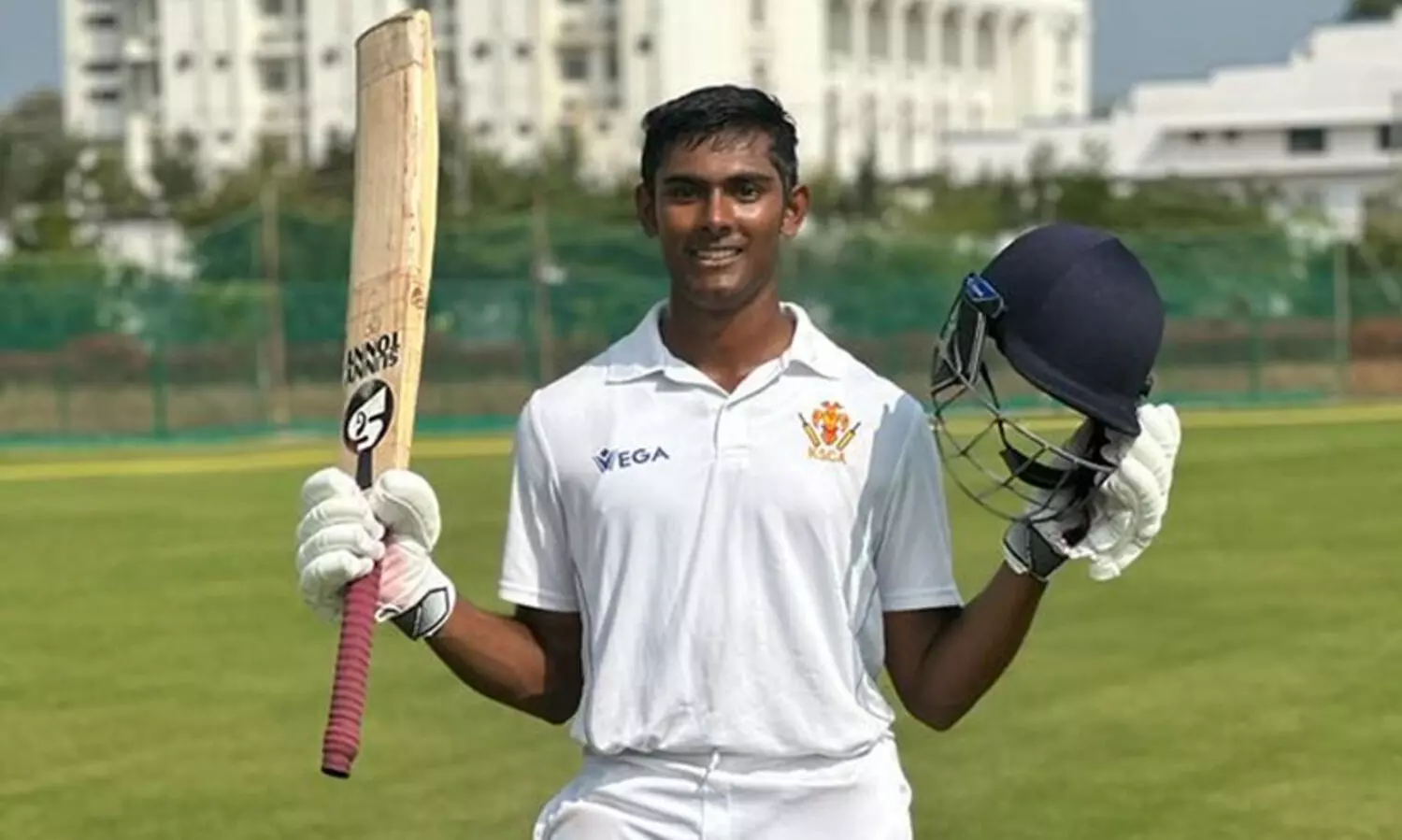 404 നോട്ടൗട്ട്; അതിശയപ്രകടനവുമായി കർണാടക യുവതാരം