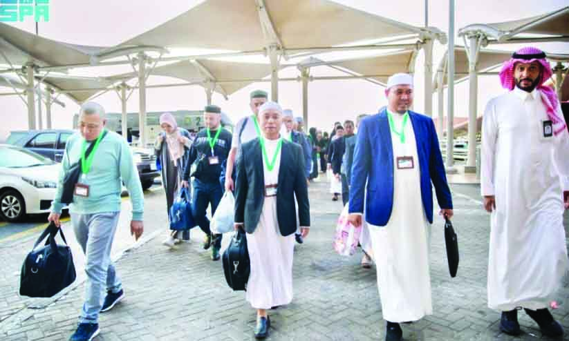 സ​ൽ​മാ​ൻ രാ​ജാ​വി​ന്​ ന​ന്ദി പ​റ​ഞ്ഞ് അ​വ​ർ മ​ട​ങ്ങി