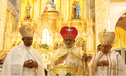 മേ​ജ​ർ ആ​ർ​ച്ച് ബി​ഷ​പ്പി​ന് തൃ​ശൂ​രി​ൽ ഊ​ഷ്മ​ള വ​ര​വേ​ല്‍പ്പ്