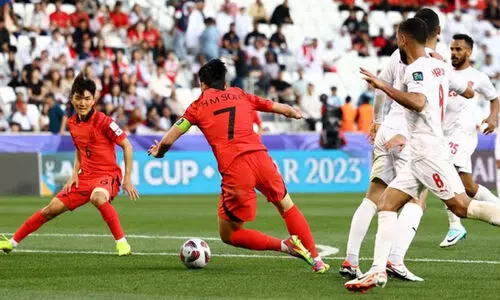 ഏഷ്യൻ കപ്പ്: ട്രി​പ്ൾ അ​ടി​ച്ച് കൊ​റി​യ തു​ട​ങ്ങി