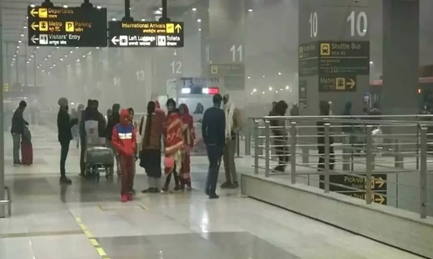 മൂടൽമഞ്ഞ്: വിമാനങ്ങൾ വൈകുന്നതിൽ ഇടപെട്ട് വ്യോമയാനമന്ത്രി, പുതിയ മാർഗനിർദേശങ്ങൾ നൽകി