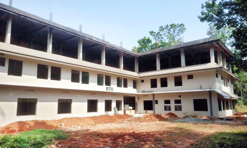 തെങ്ങിലക്കടവ് കാൻസർ സെന്റർ; പ്രതീക്ഷക്ക് വീണ്ടും ചിറകുമുളക്കുന്നു തെങ്ങിലക്കടവ് കാൻസർ സെന്റർ; പ്രതീക്ഷക്ക് വീണ്ടും ചിറകുമുളക്കുന്നു