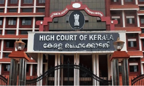 വനിത ജീവനക്കാരുടെ സ്ഥലംമാറ്റം; തൊഴിലുടമകൾ തുറന്ന മനസ്സോടെ തീരുമാനമെടുക്കണം -ഹൈകോടതി