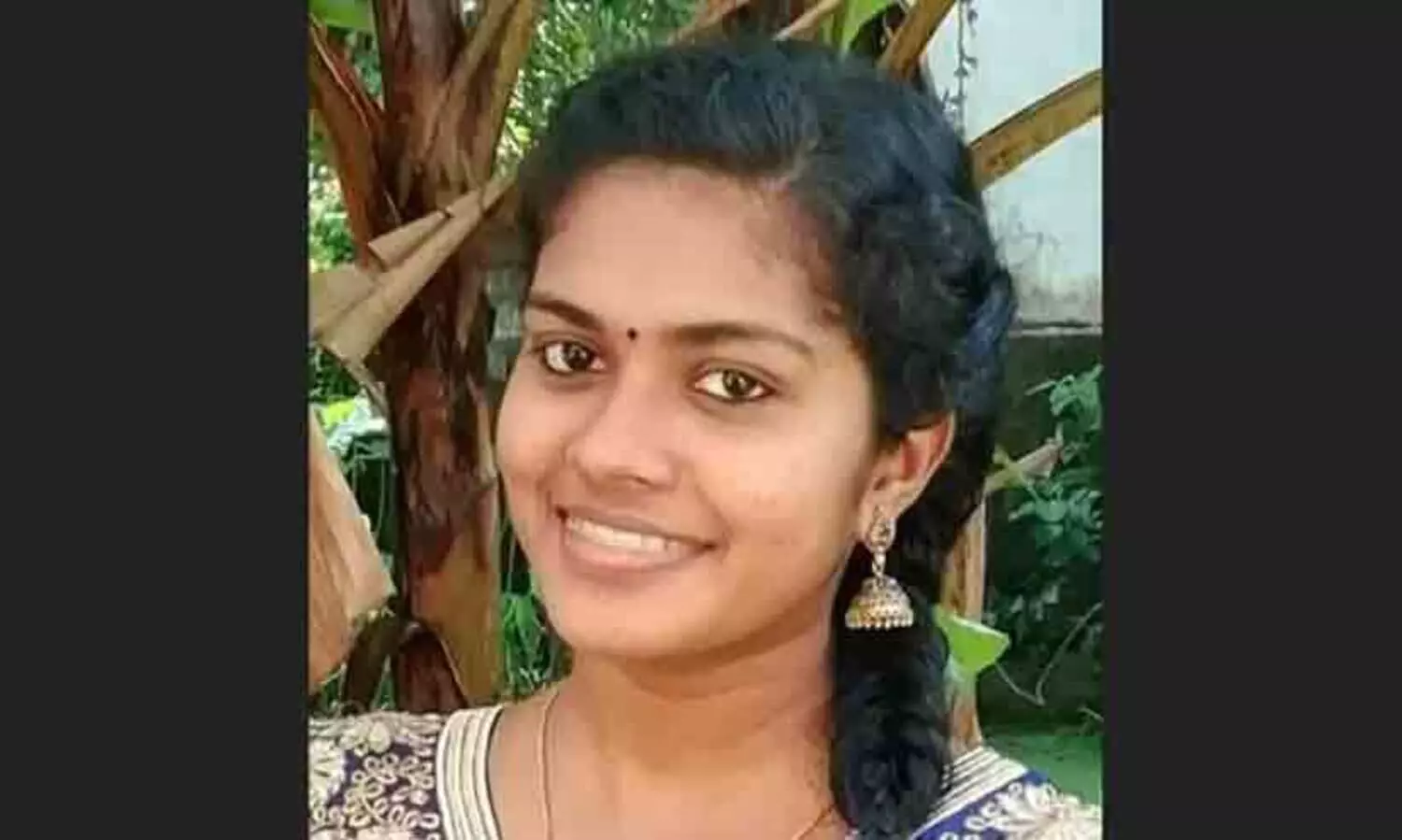 എട്ടാം ക്ലാസിൽ പഠിക്കുമ്പോൾ ഐ.എ.എസ് ഓഫിസറാകുന്നത് സ്വപ്നം കണ്ടു; നാലാമത്തെ ശ്രമത്തിൽ സിവിൽ സർവീസ് നേട്ടം