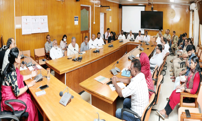 വ​ന്യ​ജീ​വി ശ​ല്യം; ഉ​ദ്യോ​ഗ​സ്ഥ​രു​ടെ ജോ​ലി ത​ട​സ്സ​പ്പെ​ടു​ത്തിയാൽ ന​ട​പ​ടി