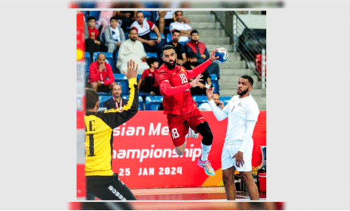 യു.​എ.​ഇ - ബ​ഹ്റൈ​ൻ മ​ത്സ​ര​ത്തി​ൽ​നി​ന്ന്