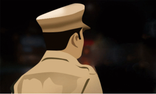 പൊ​ലീ​സി​ന്റെ അ​വ​സ​രോ​ചി​ത ഇ​ട​പെ​ട​ൽ; ആ​ത്മ​ഹ​ത്യ​യി​ൽനി​ന്ന് ര​ക്ഷ​പ്പെ​ട്ട് കു​ടും​ബം