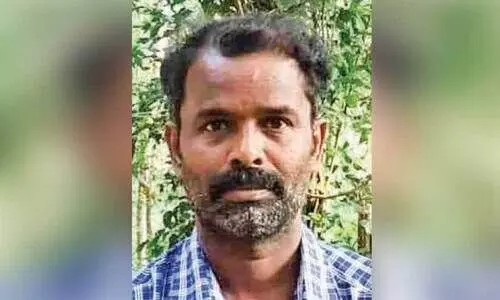 പ്ര​ഭാ​ക​ര​ൻ