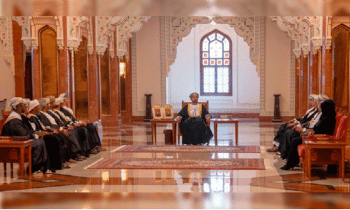 ജോ​ഖ ഹ​ാർ​ത്തി​യ​ട​ക്കം വി​വി​ധ പ്ര​തി​ഭ​ക​ൾ​ക്ക്​ സു​ൽ​ത്താ​ന്‍റെ ആ​ദ​രം