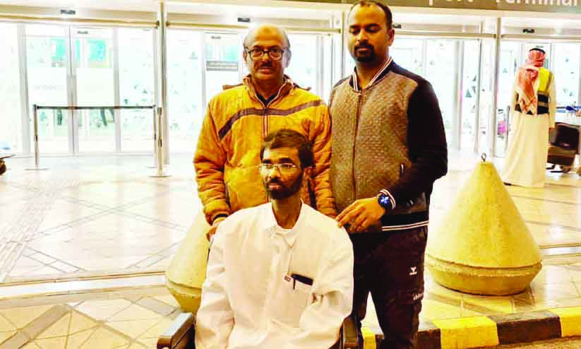 മൂന്ന് മാസം അബോധാവസ്ഥയിൽ: ആരോഗ്യം വീണ്ടെടുത്ത് തിരുവനന്തപുരം സ്വദേശി നാട്ടിലേക്ക് മൂന്ന് മാസം അബോധാവസ്ഥയിൽ: ആരോഗ്യം വീണ്ടെടുത്ത് തിരുവനന്തപുരം സ്വദേശി നാട്ടിലേക്ക്