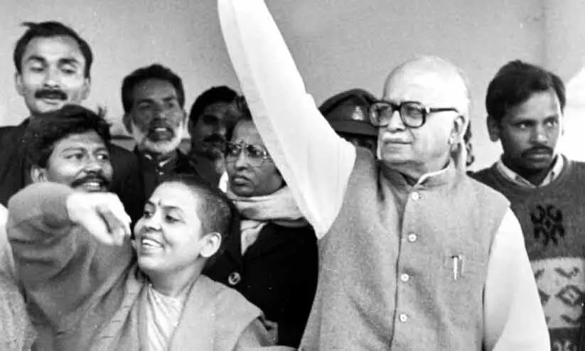 ഉമാ ഭാരതിയും എൽ.കെ. അദ്വാനിയും