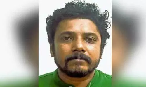 റോ​ജ​ൻ മാ​ത്യു