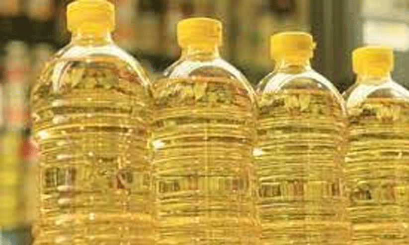 റൂക്കോ പദ്ധതി: പ്രതിമാസം സംഭരിക്കുന്നത് അരലക്ഷം ലിറ്റർ പഴകിയ എണ്ണ റൂക്കോ പദ്ധതി: പ്രതിമാസം സംഭരിക്കുന്നത് അരലക്ഷം ലിറ്റർ പഴകിയ എണ്ണ