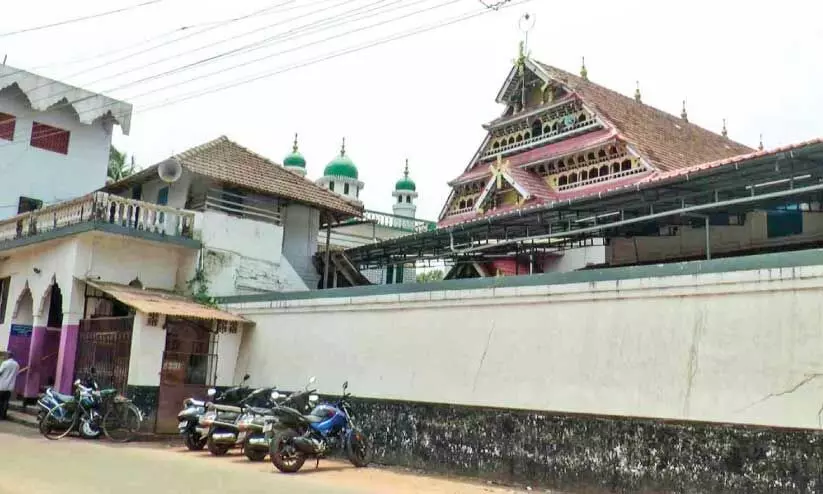 ജു​മു​അ​ത്ത് പ​ള്ളി