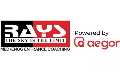 നീറ്റും ജെ.ഇ.ഇയും ഒരുമിച്ച് നേടിയെടുത്ത് റെയ്സിന്റെ നയനത്തിളക്കം