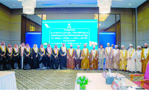 മ​സ്ക​ത്തി​ൽ​ന​ട​ന്ന ഒ​മാ​ൻ-​സൗ​ദി മ​ന്ത്രി​മാ​രു​ടെ യോ​ഗ​ത്തി​ൽ​നി​ന്ന്