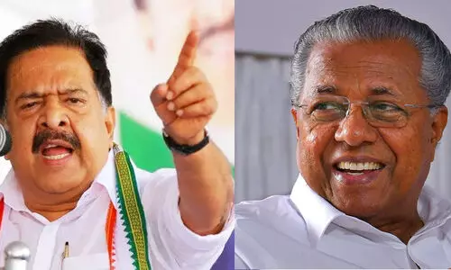 എക്സാലോജിക് - സി.എം.ആർ.എൽ :കേന്ദ്ര കമ്മിറ്റിയും പോളിറ്റ് ബ്യൂറോയും പഞ്ചപുച്ചമടക്കി നിൽക്കുന്നുവെന്ന് രമേശ് ചെന്നിത്തല എക്സാലോജിക് - സി.എം.ആർ.എൽ :കേന്ദ്ര കമ്മിറ്റിയും പോളിറ്റ് ബ്യൂറോയും പഞ്ചപുച്ചമടക്കി നിൽക്കുന്നുവെന്ന് രമേശ് ചെന്നിത്തല