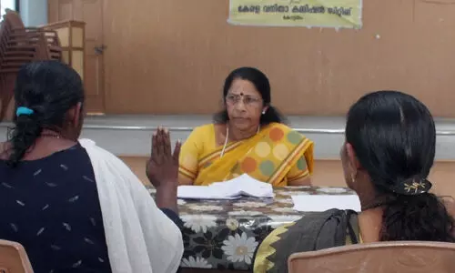 തൊഴിലിടങ്ങളില്‍ ഇന്റേണല്‍ കമ്മറ്റി ഉറപ്പാക്കണമെന്ന് വനിത കമീഷൻ