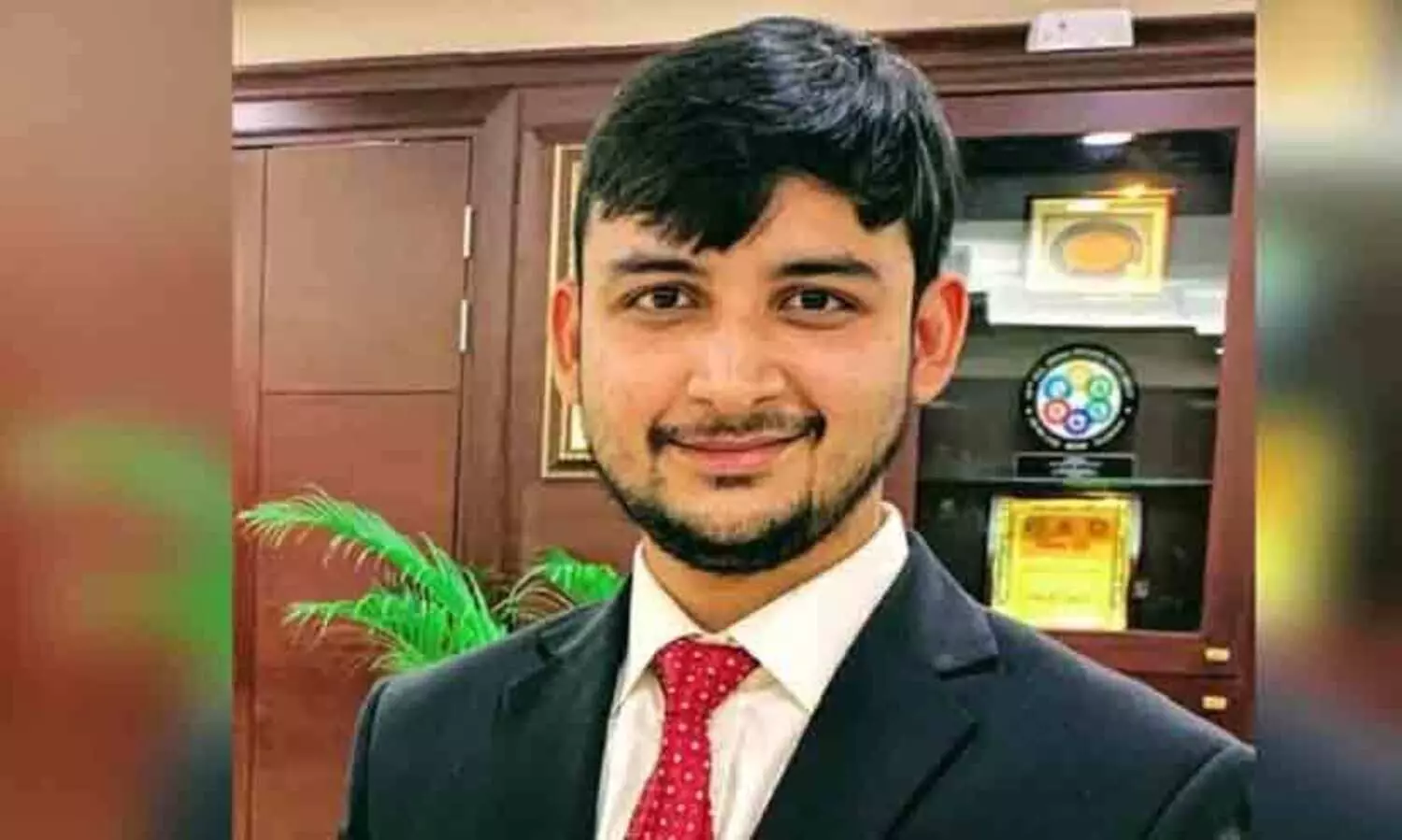 21ാം വയസിൽ ഒരു ഗ്രാമം ദത്തെടുത്ത ബി.ടെക് ബിരുദധാരി; അതാണ് ഐ.എ.എസ്, ഐ.പി.എസ്, ഉദ്യോഗസ്ഥരെയും ജഡ്ജിമാരെയും മാനേജ്മെന്റ് പഠിപ്പിക്കുന്ന നവീൻ കൃഷ്ണ റായി