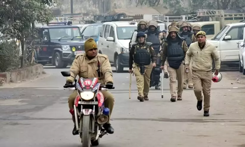 അയോധ്യയിൽ തീവ്രവാദ ബന്ധമാരോപിച്ച് മൂന്ന് പേരെ പിടികൂടി യു.പി ഭീകരവിരുദ്ധ സേന