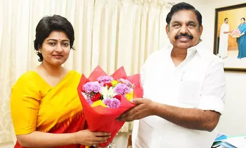 gayathri raghuram 98789