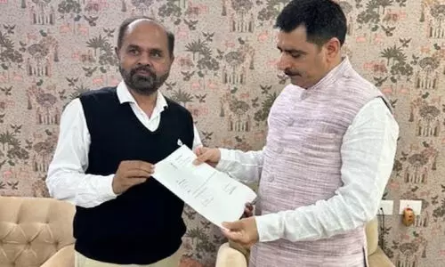 രാമക്ഷേത്ര പ്രതിഷ്ഠാചടങ്ങ്: പാർട്ടി നിലപാടിൽ പ്രതിഷേധിച്ച് കോൺഗ്രസ് എം.എൽ.എ രാജിവെച്ചു രാമക്ഷേത്ര പ്രതിഷ്ഠാചടങ്ങ്: പാർട്ടി നിലപാടിൽ പ്രതിഷേധിച്ച് കോൺഗ്രസ് എം.എൽ.എ രാജിവെച്ചു