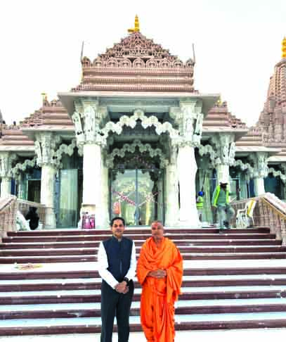 അബൂദബി ക്ഷേത്രം: നിർമാണ പുരോഗതി വിലയിരുത്തി അംബാസഡർ